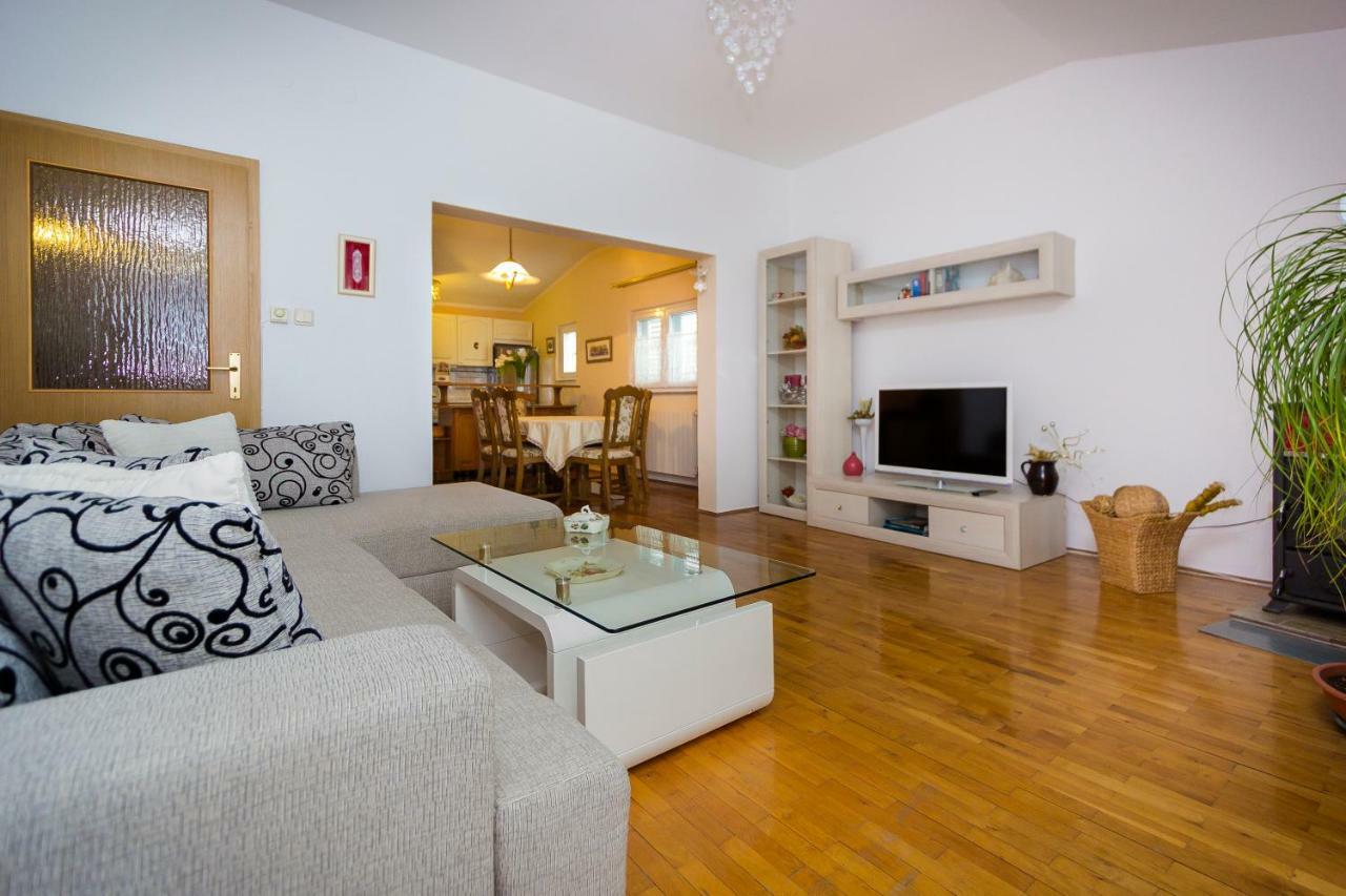 Apartman Marija Apartment Split Exterior photo